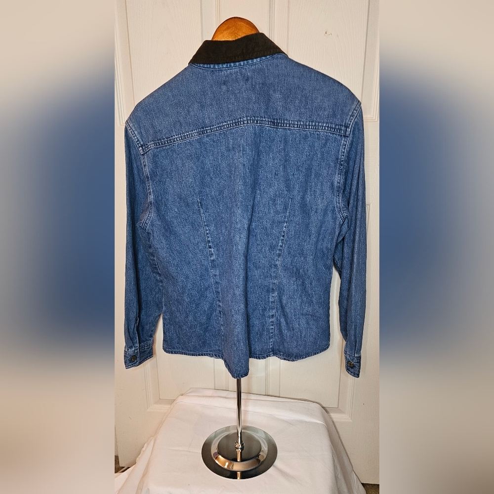 Talbots Vintage Denim Button-Up Shirt w/ Contrast Collar - Size Large - Picture 2 of 4